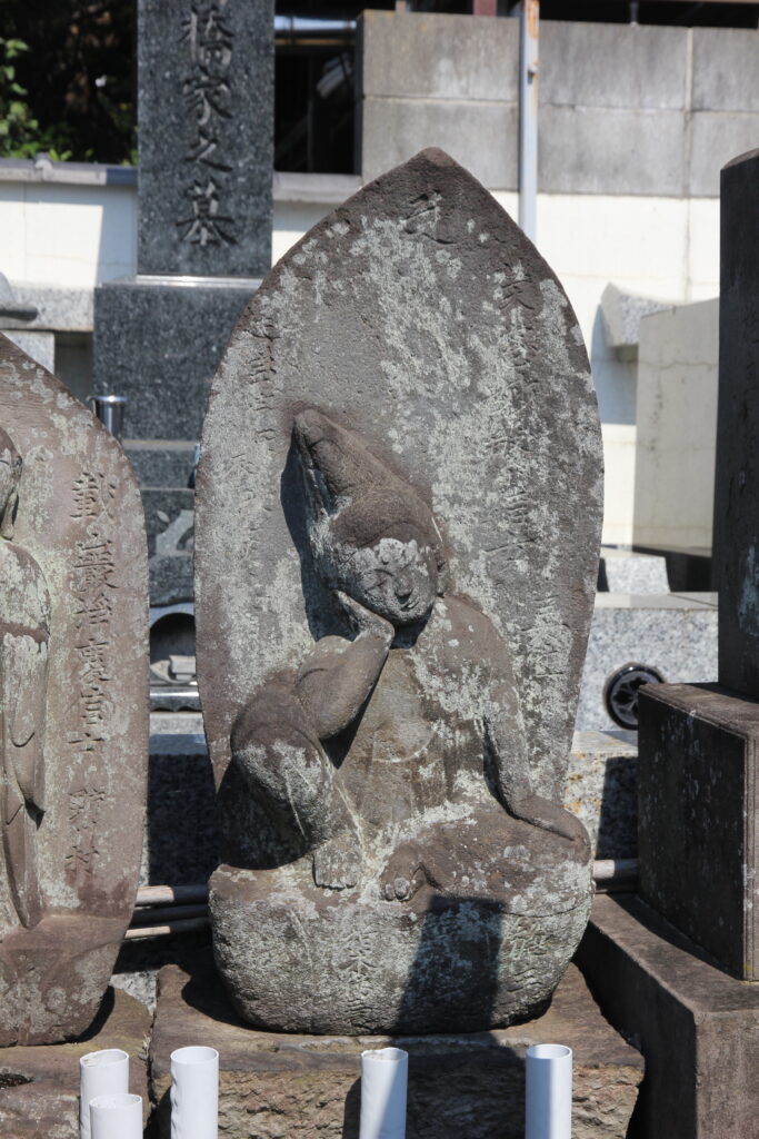 江戸・延宝期（1673～）の石仏墓石